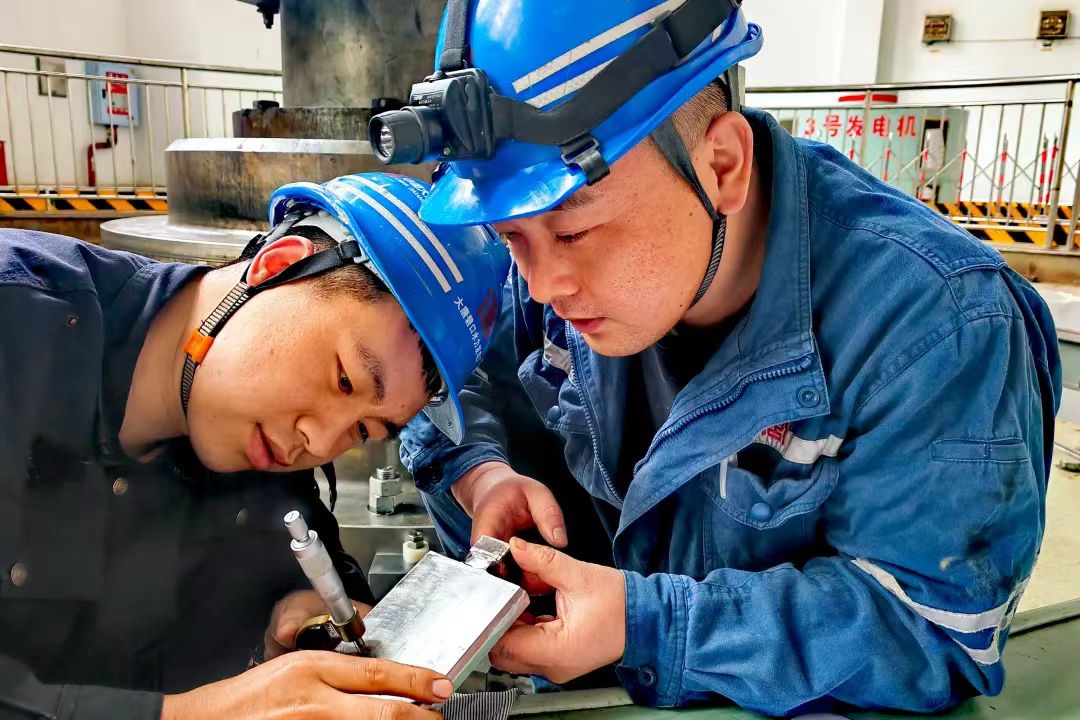 1712730150900067965.jpeg 66065ceca3109f7844fccb20.jpeg