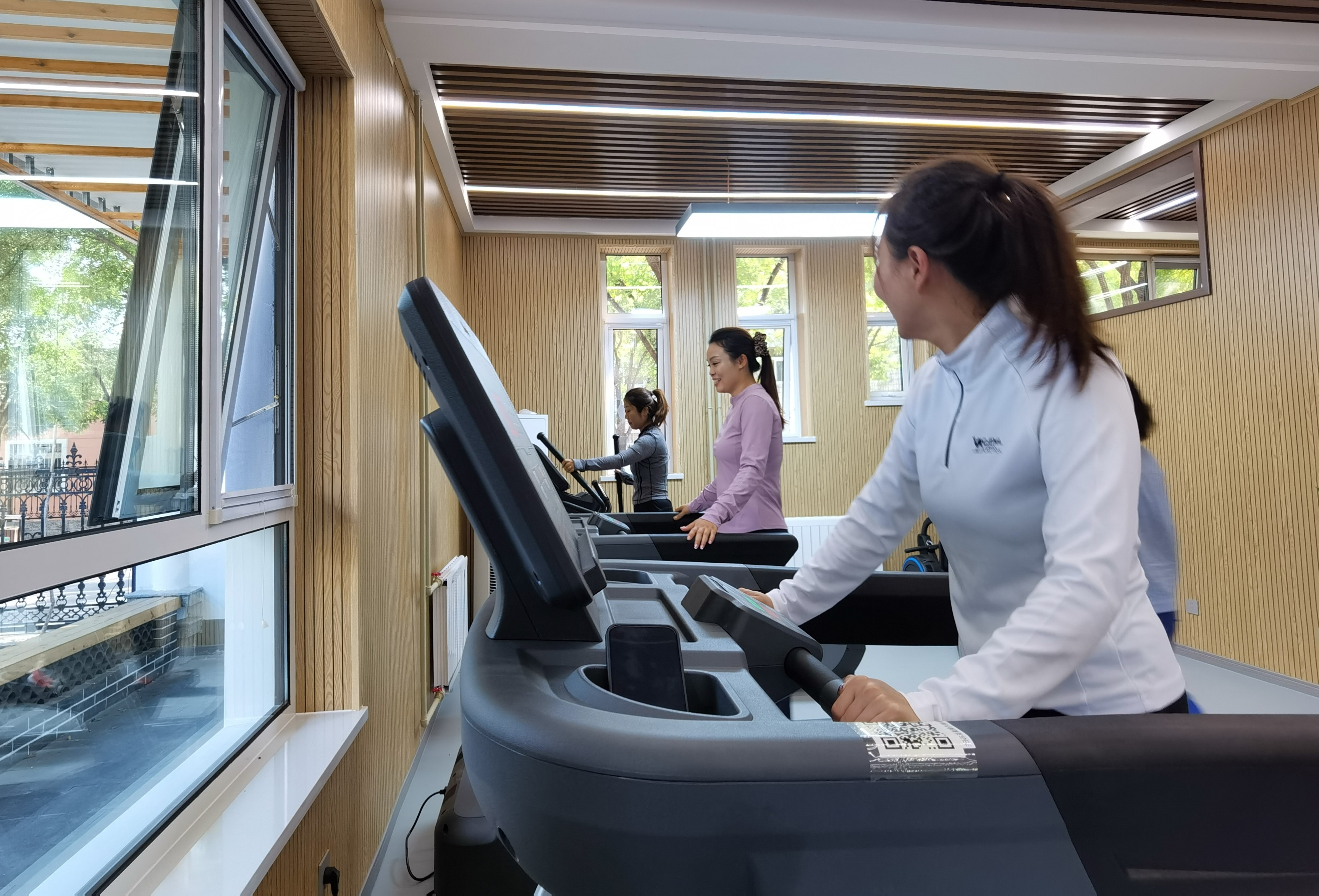 陡河热电多宝（中国）职工健身中心开放啦～ (2)_副本.jpg