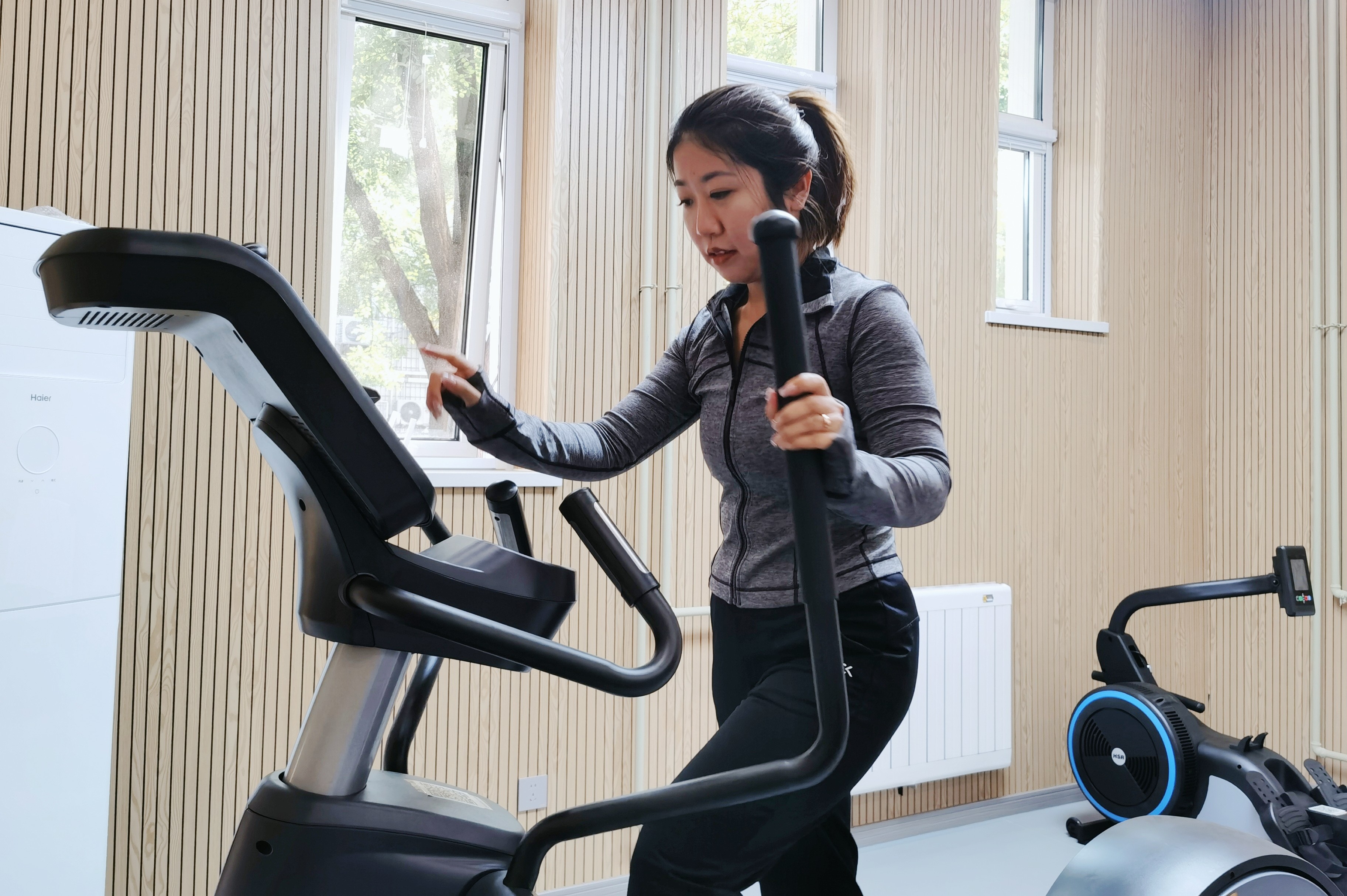 陡河热电多宝（中国）职工健身中心开放啦～ (7)_副本.jpg